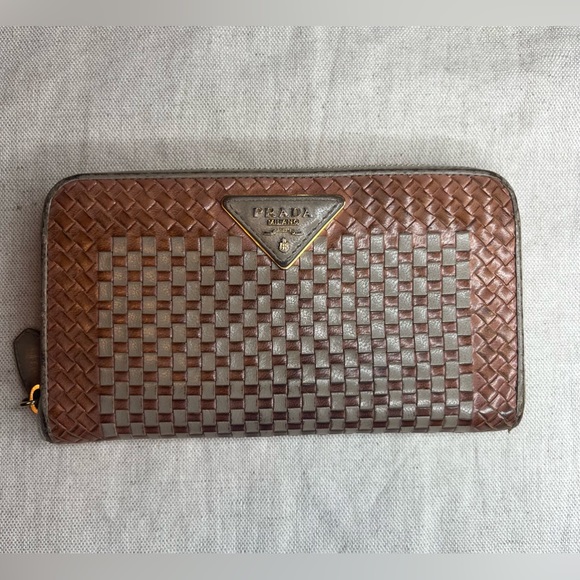 PRADA wallet - Picture 2 of 8